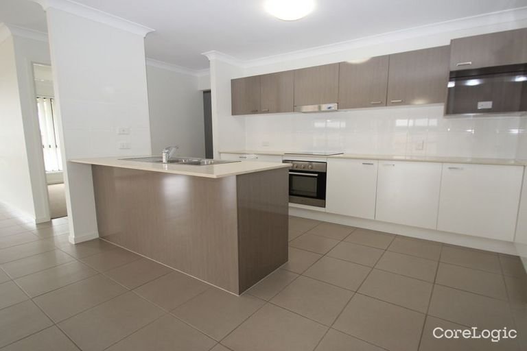 12 Parkview Street WONDUNNA 2