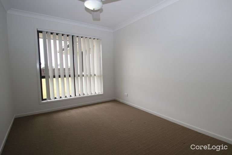 12 Parkview Street WONDUNNA 8