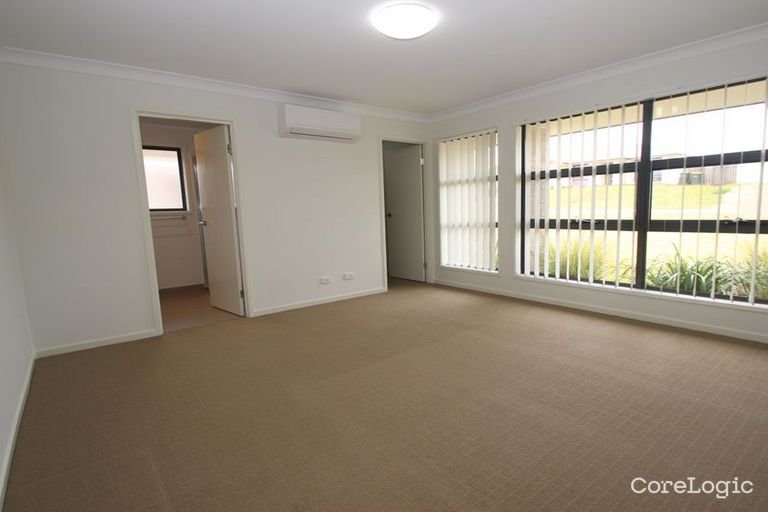 12 Parkview Street WONDUNNA 4