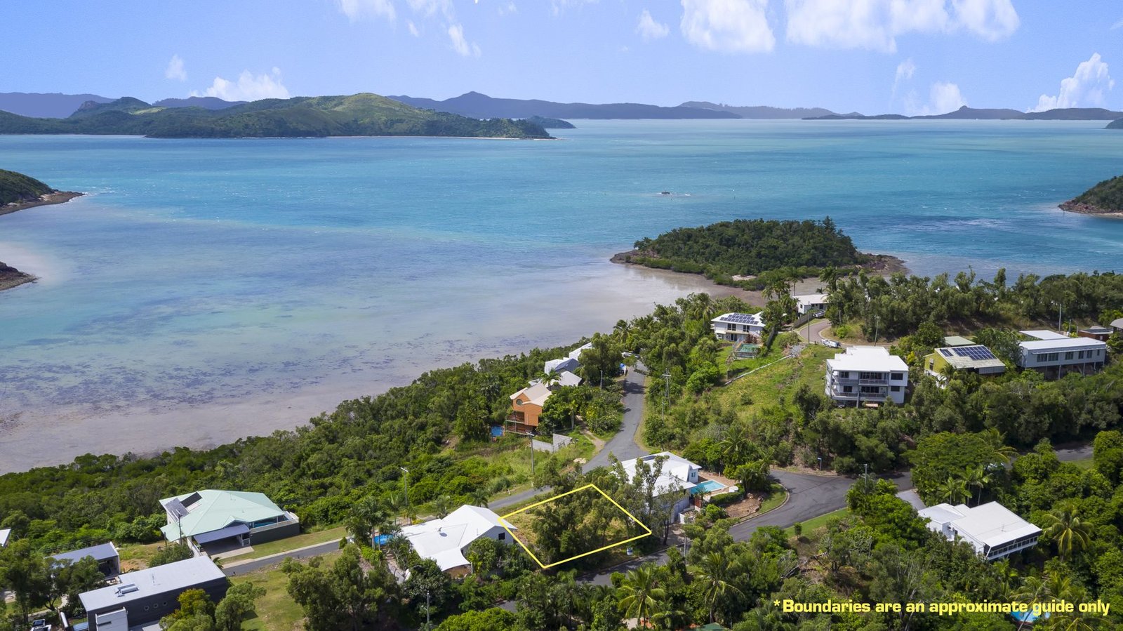 12 Passage Avenue SHUTE HARBOUR 1