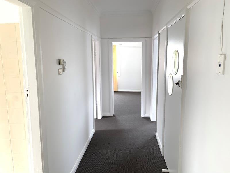 12 Patricia Avenue TAMWORTH 6