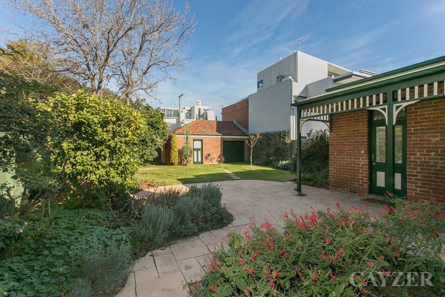Gallery: 12 Patterson Street