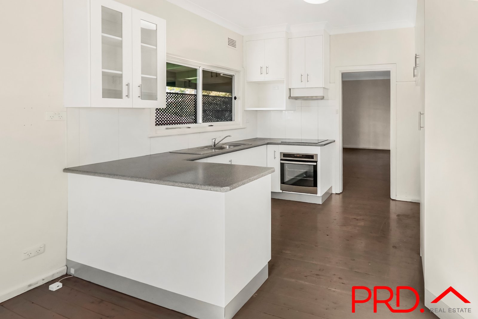 12 Paul Street TAMWORTH 6