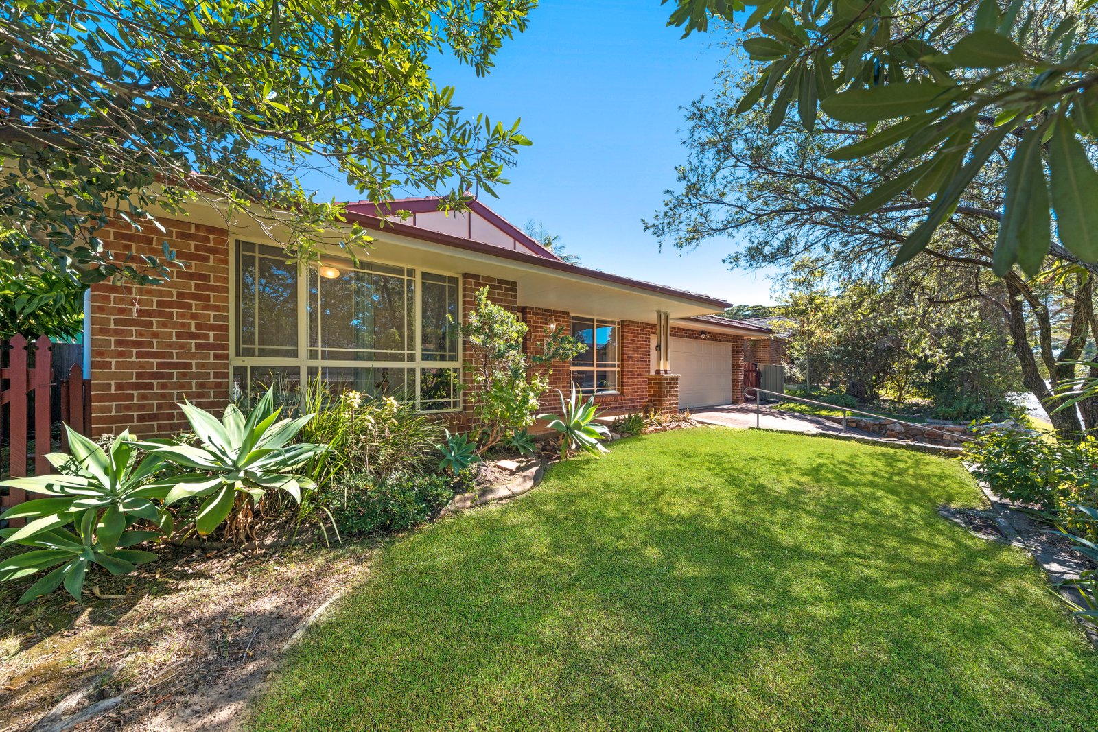 12 Peach Grove LAURIETON 15