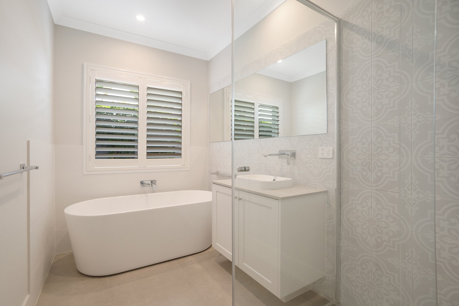 12 Peachy Avenue NORTH ROTHBURY 16