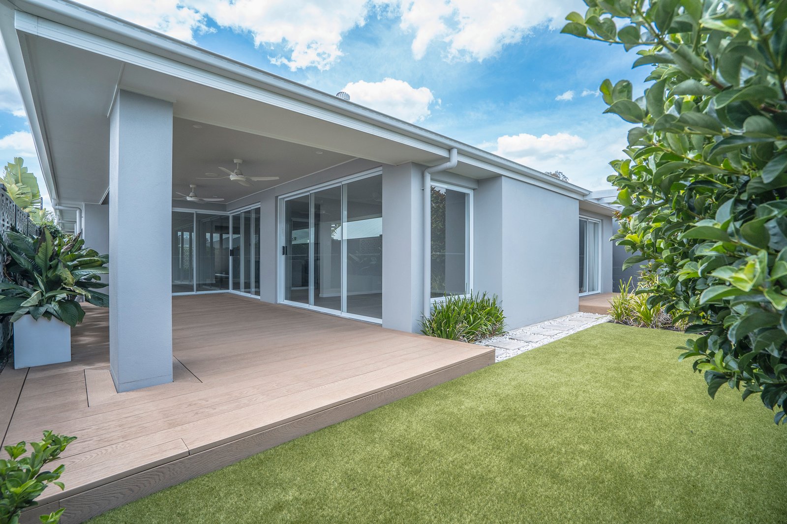 12 Peachy Avenue NORTH ROTHBURY 17