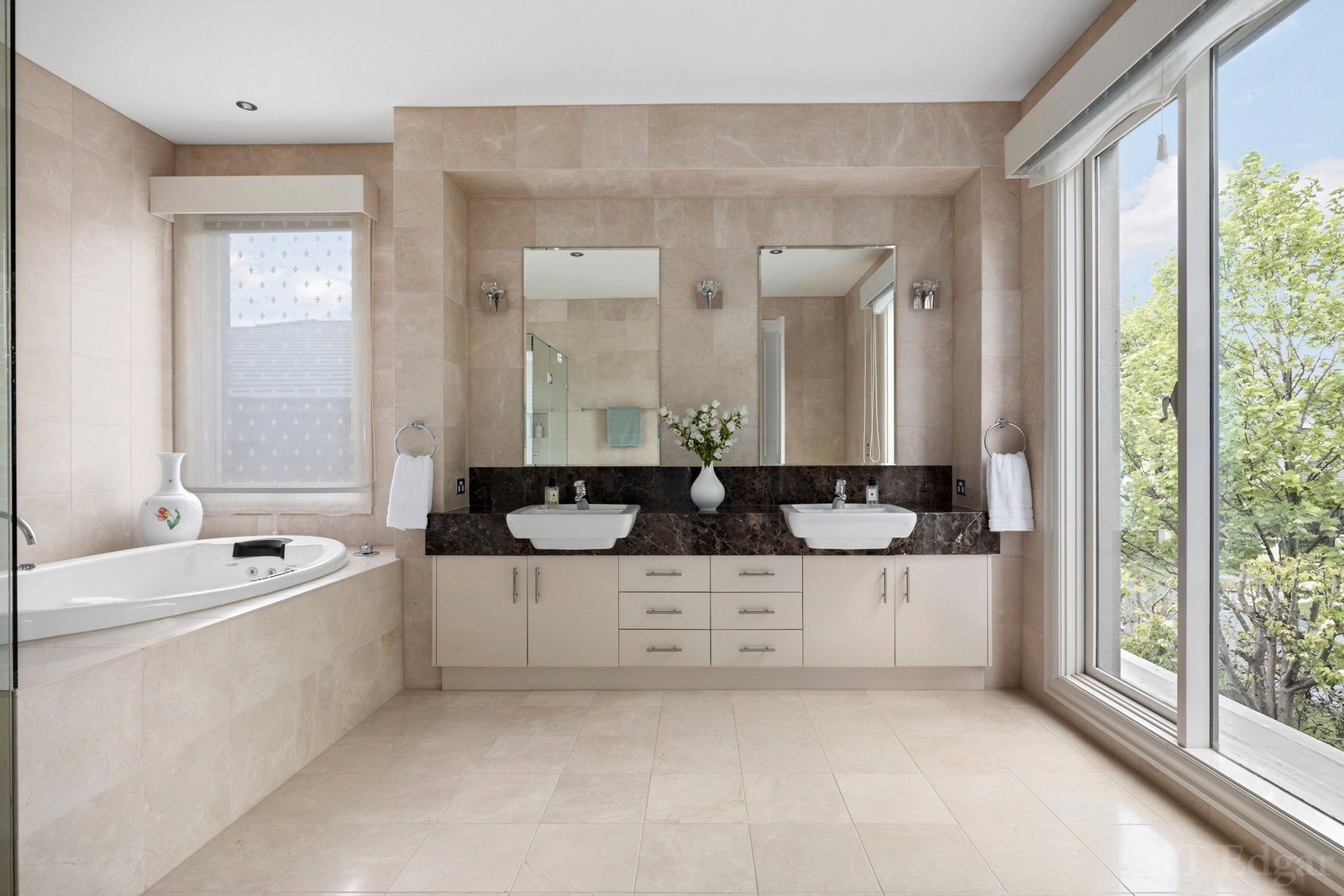 Real Estate and Property in 12 Pembroke Road, Balwyn, VIC