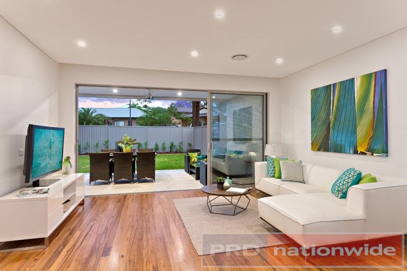 12 Penrose Avenue EAST HILLS 5