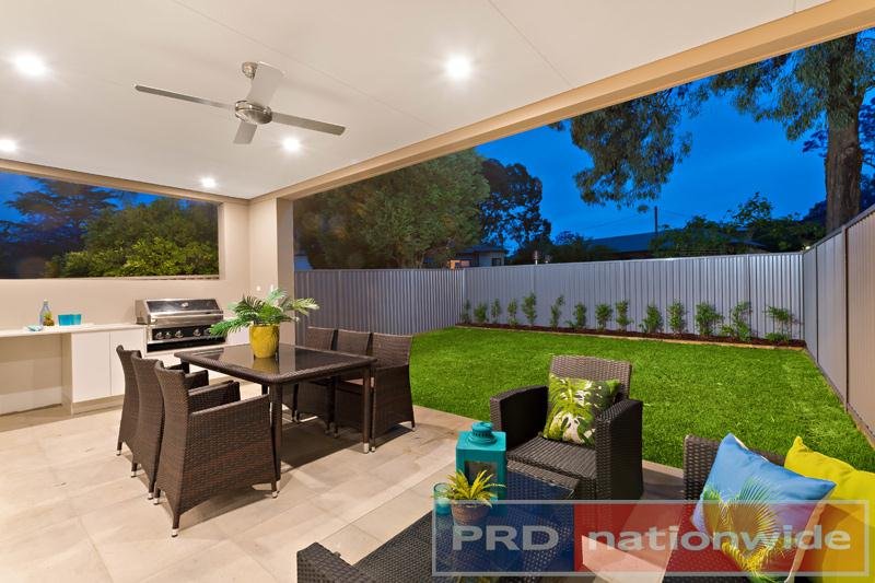 12 Penrose Avenue EAST HILLS 9