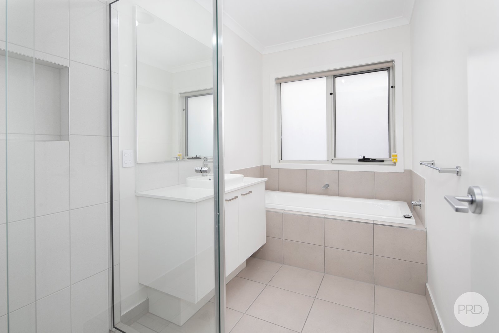 12 Pernonie Street LUCAS 11