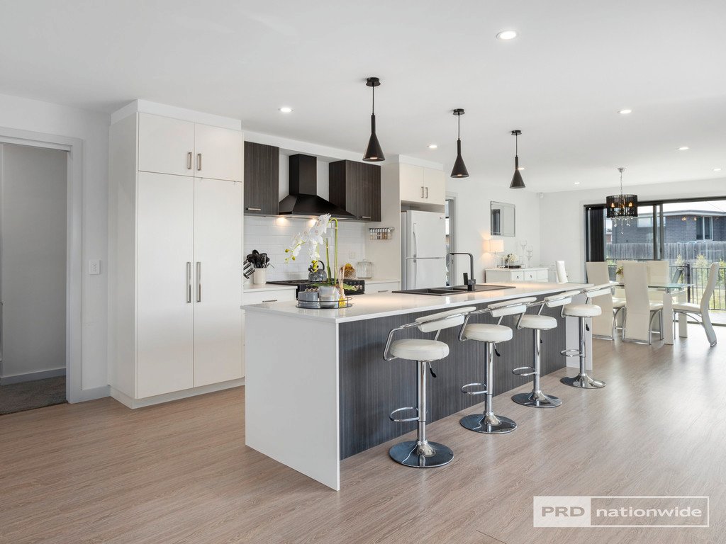 12 Peronne Court BRIGHTON 5