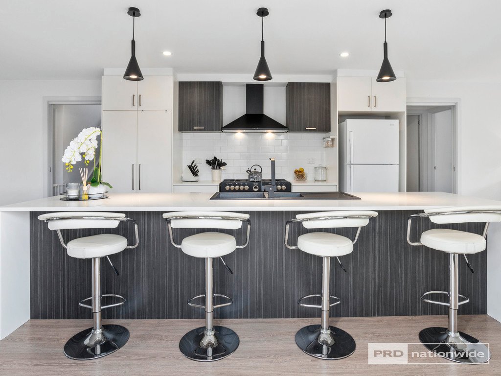 12 Peronne Court BRIGHTON 6