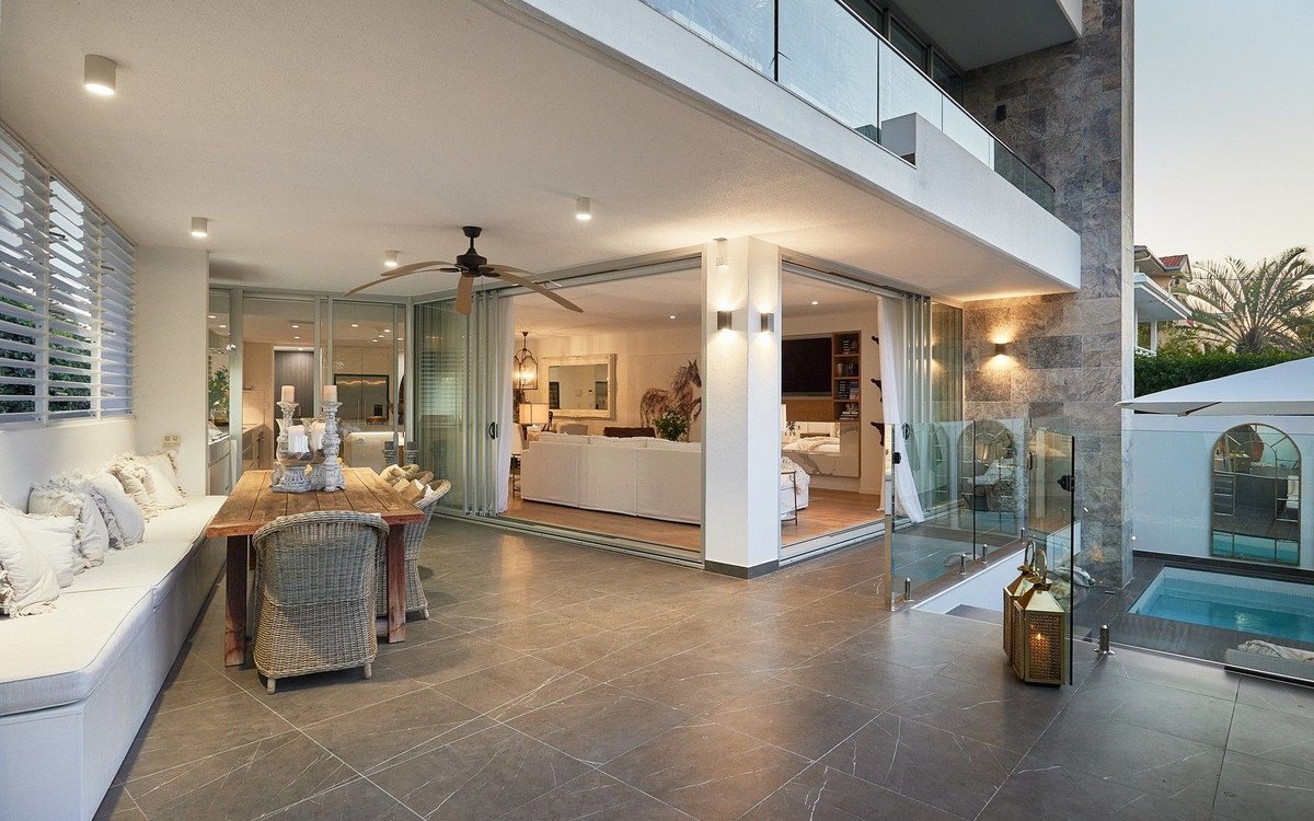 1/2 Petrel Street Mermaid Beach 4