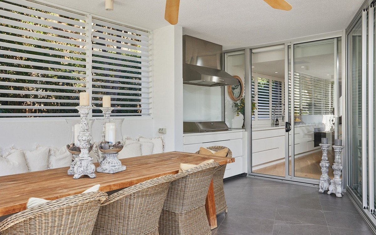 1/2 Petrel Street Mermaid Beach 5