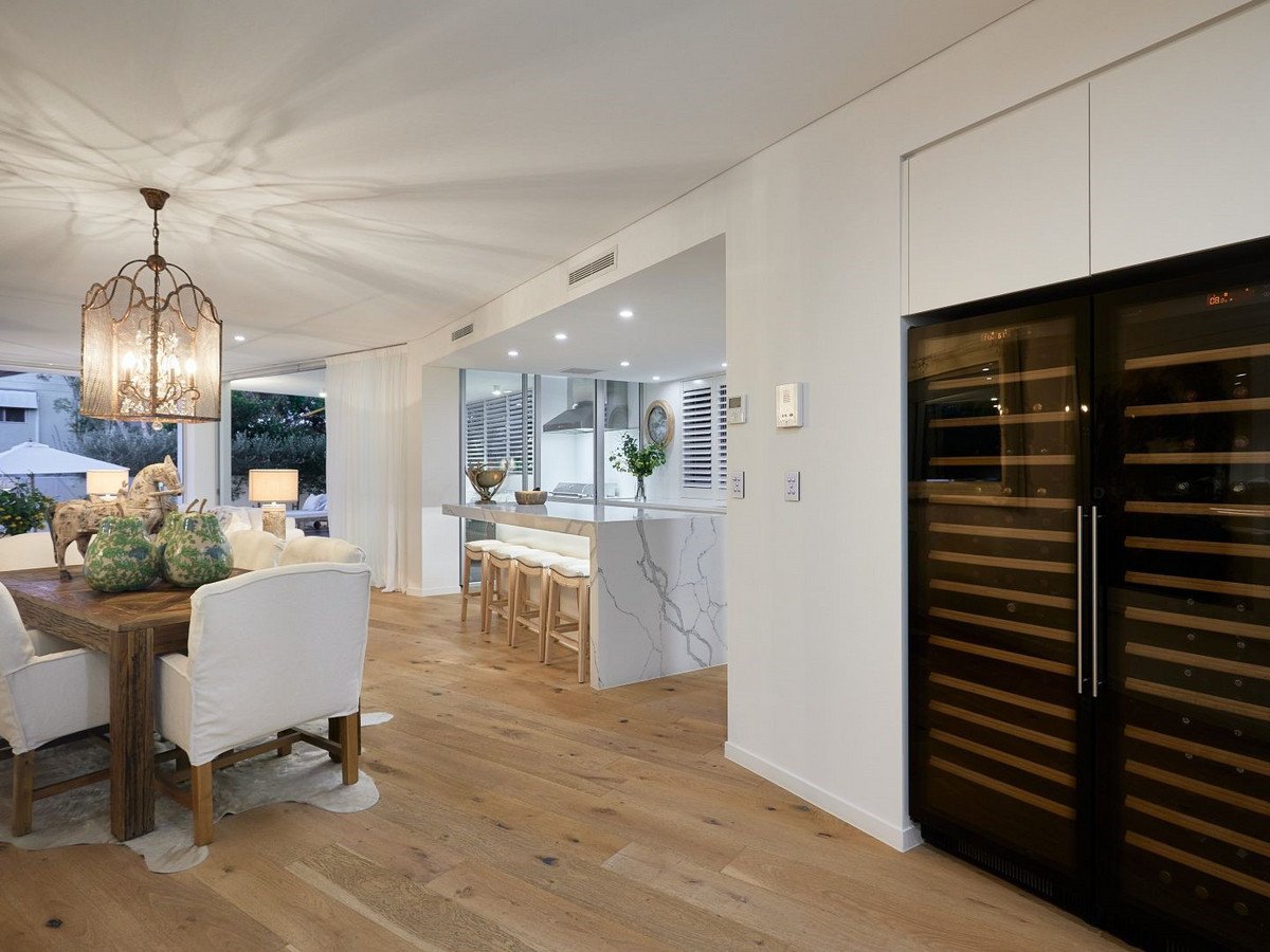 1/2 Petrel Street Mermaid Beach 12