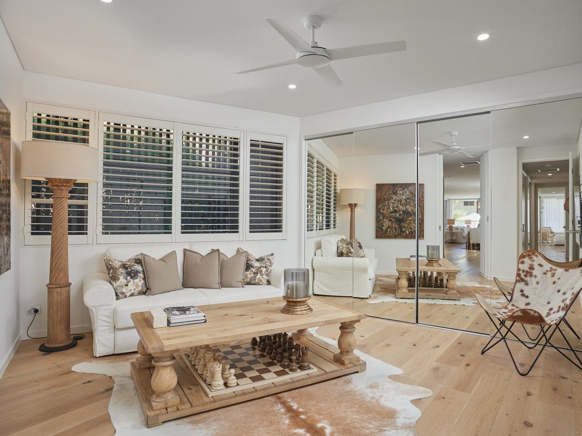 1/2 Petrel Street Mermaid Beach 14