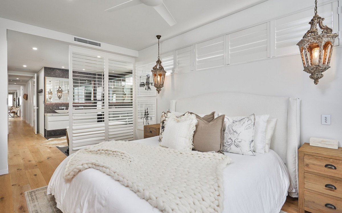 1/2 Petrel Street Mermaid Beach 15