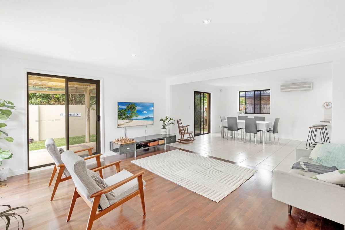 1/2 Pheasant Court Miami 4