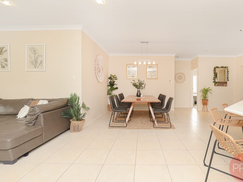 12 Pinnacle Close BOLWARRA HEIGHTS 3