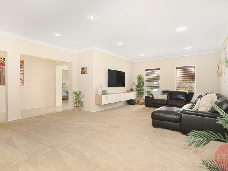 12 Pinnacle Close BOLWARRA HEIGHTS 10