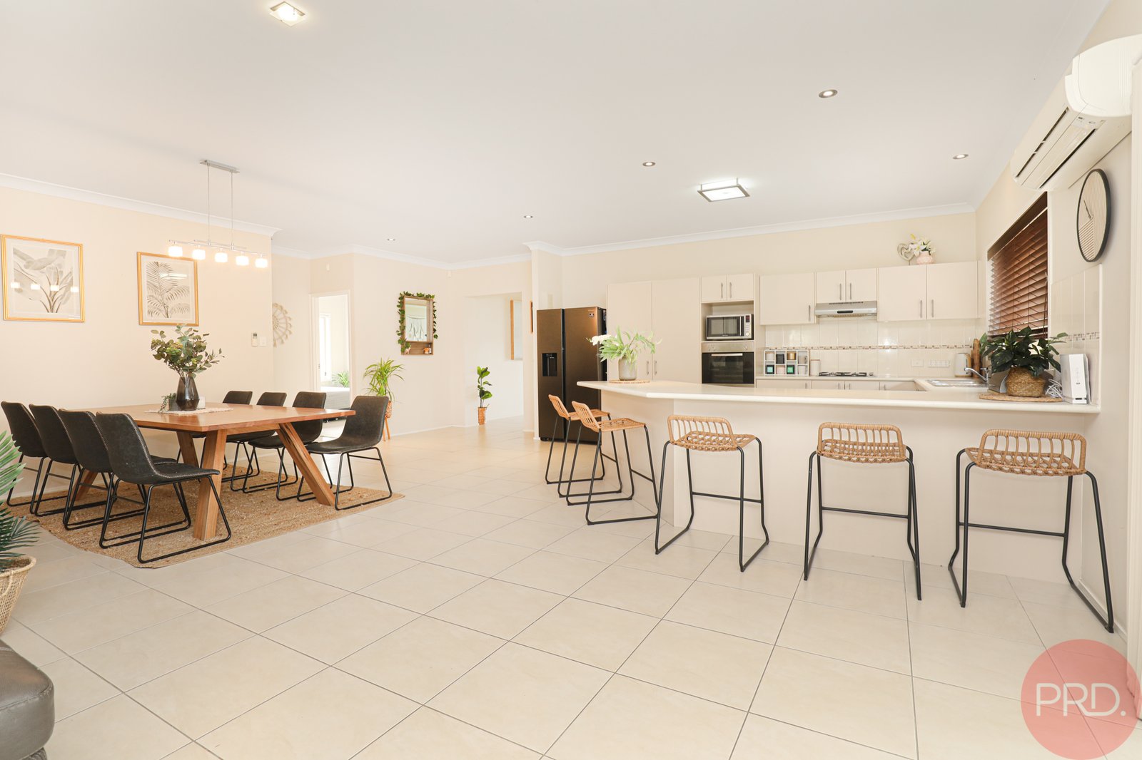 12 Pinnacle Close BOLWARRA HEIGHTS 2