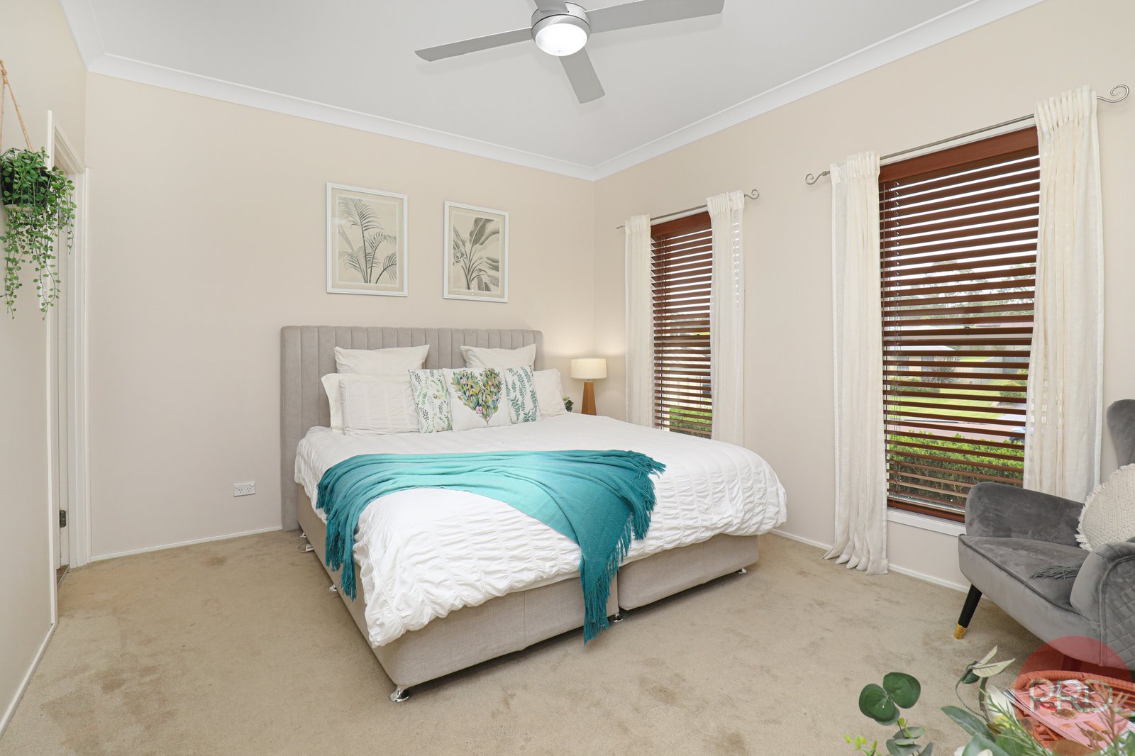 12 Pinnacle Close BOLWARRA HEIGHTS 14