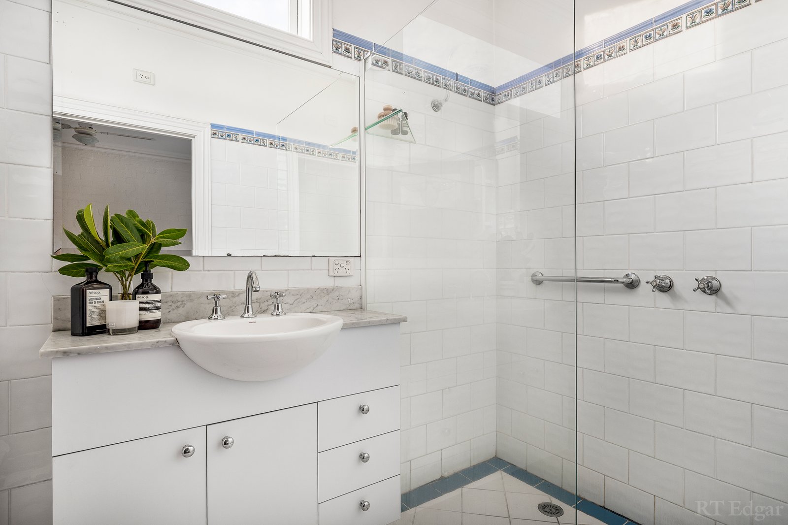 Real Estate and Property in 12 Powell Street, South Yarra, VIC