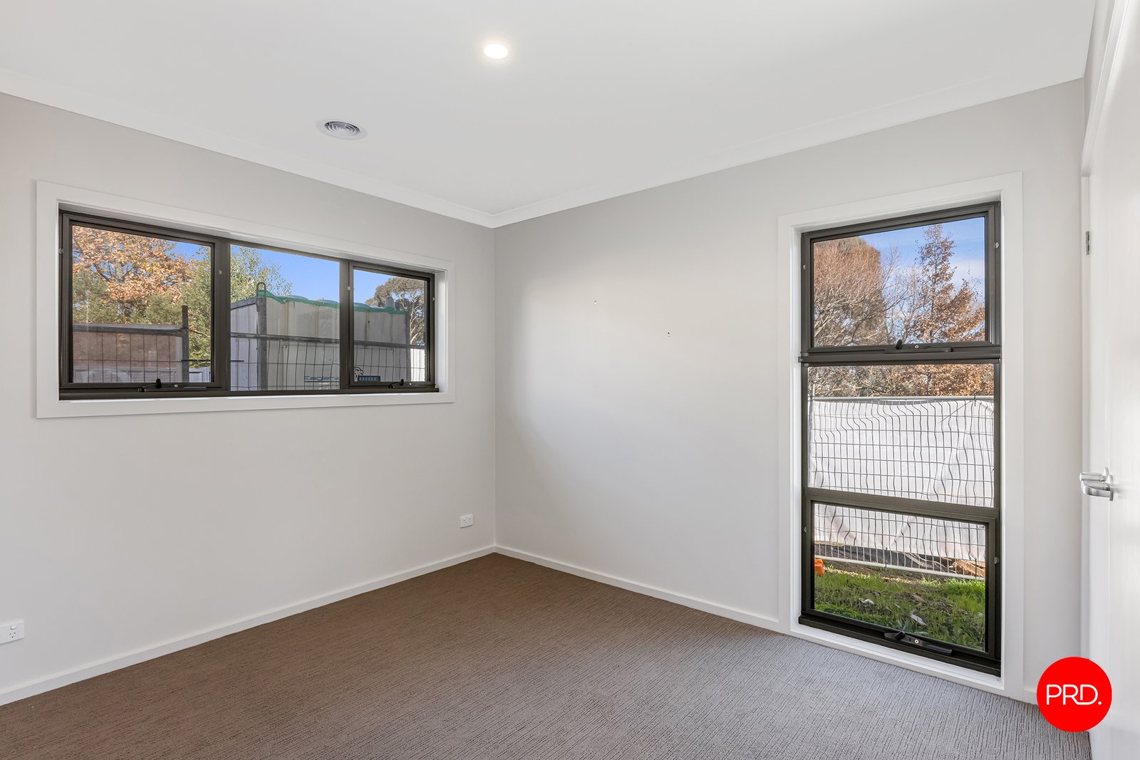 1/2 Prendergast Street CASTLEMAINE 14