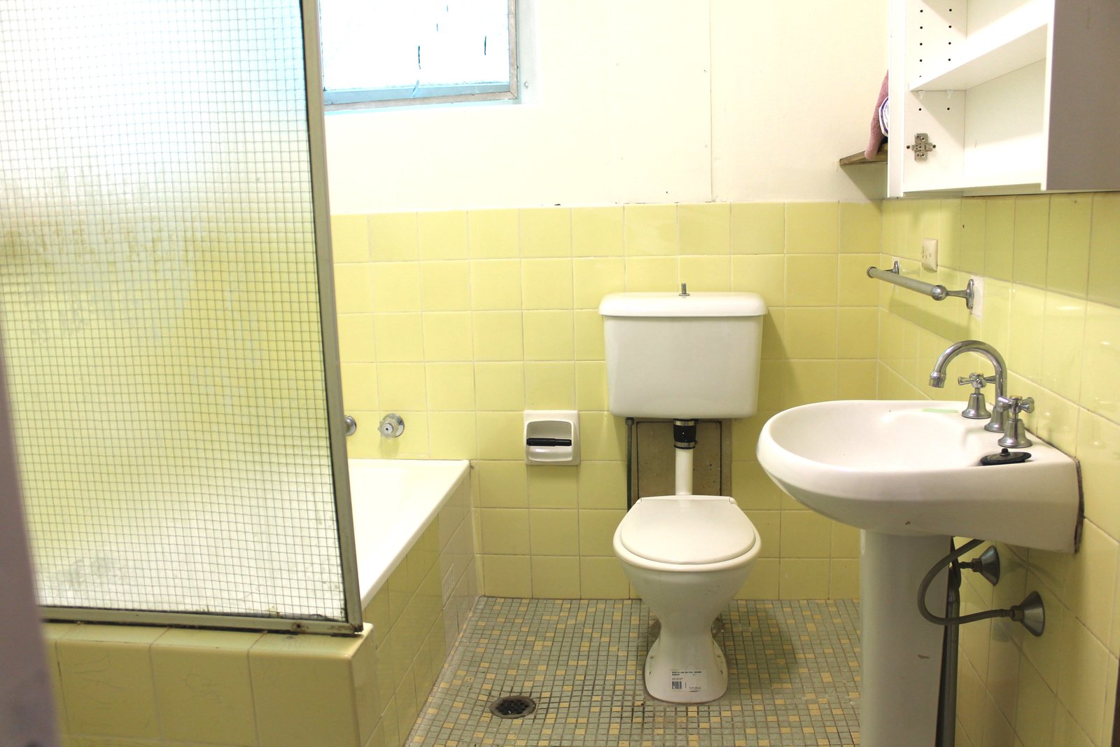 1/2 President Avenue KOGARAH 6