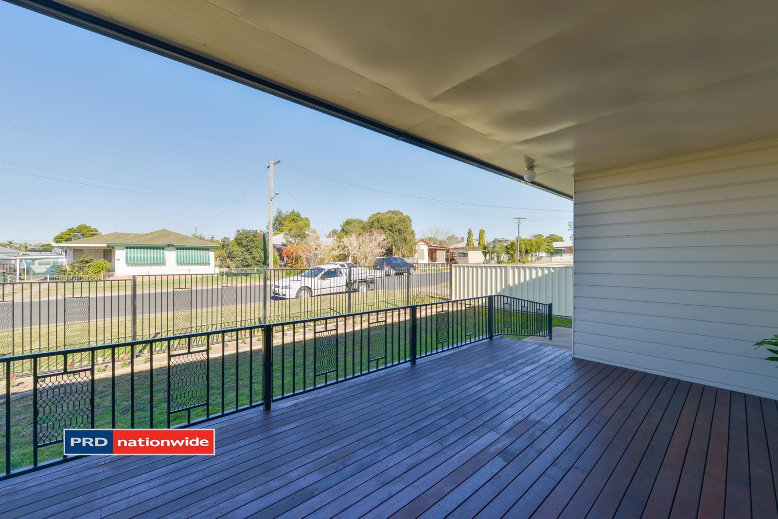 12 Preston Avenue TAMWORTH 3