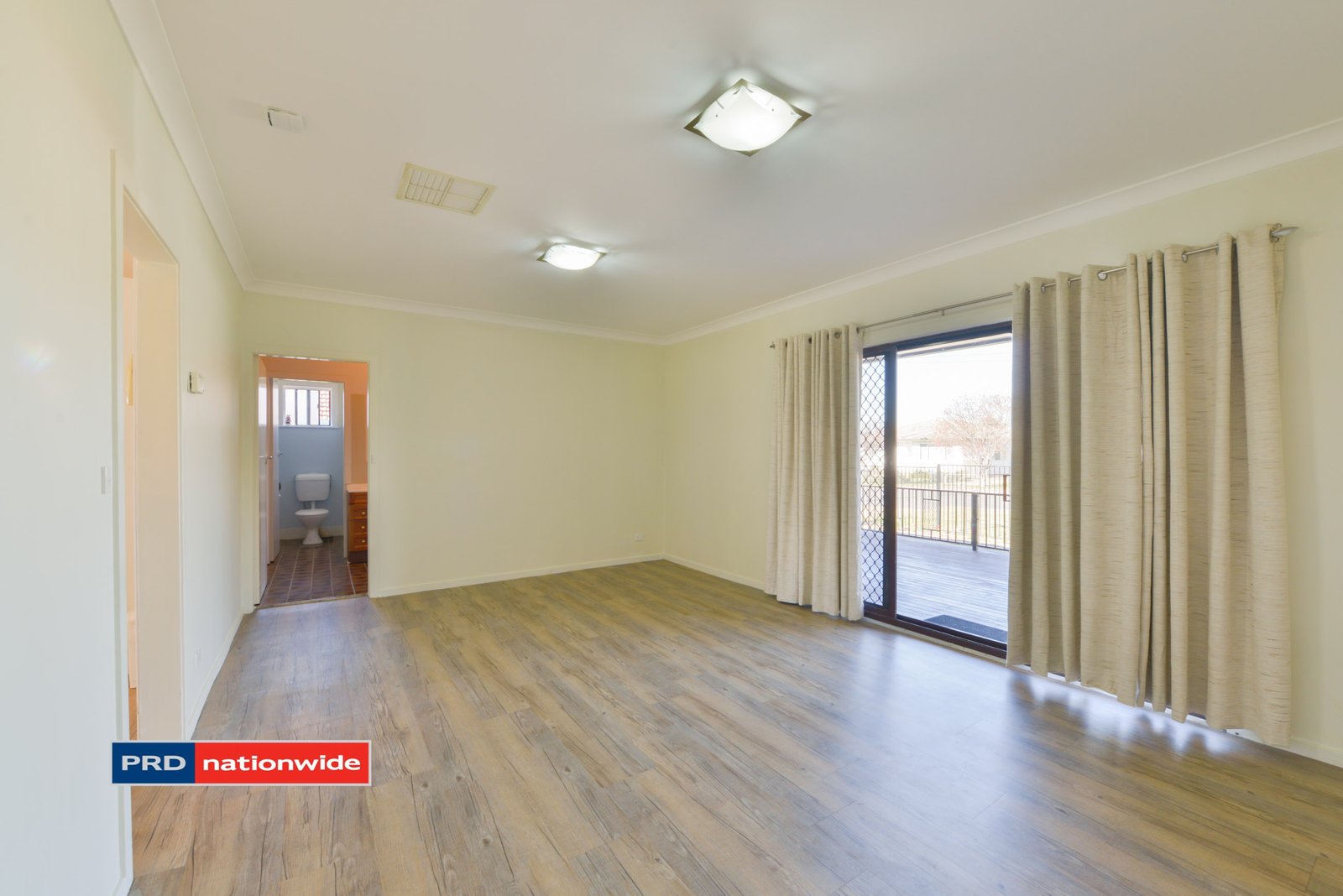 12 Preston Avenue TAMWORTH 7