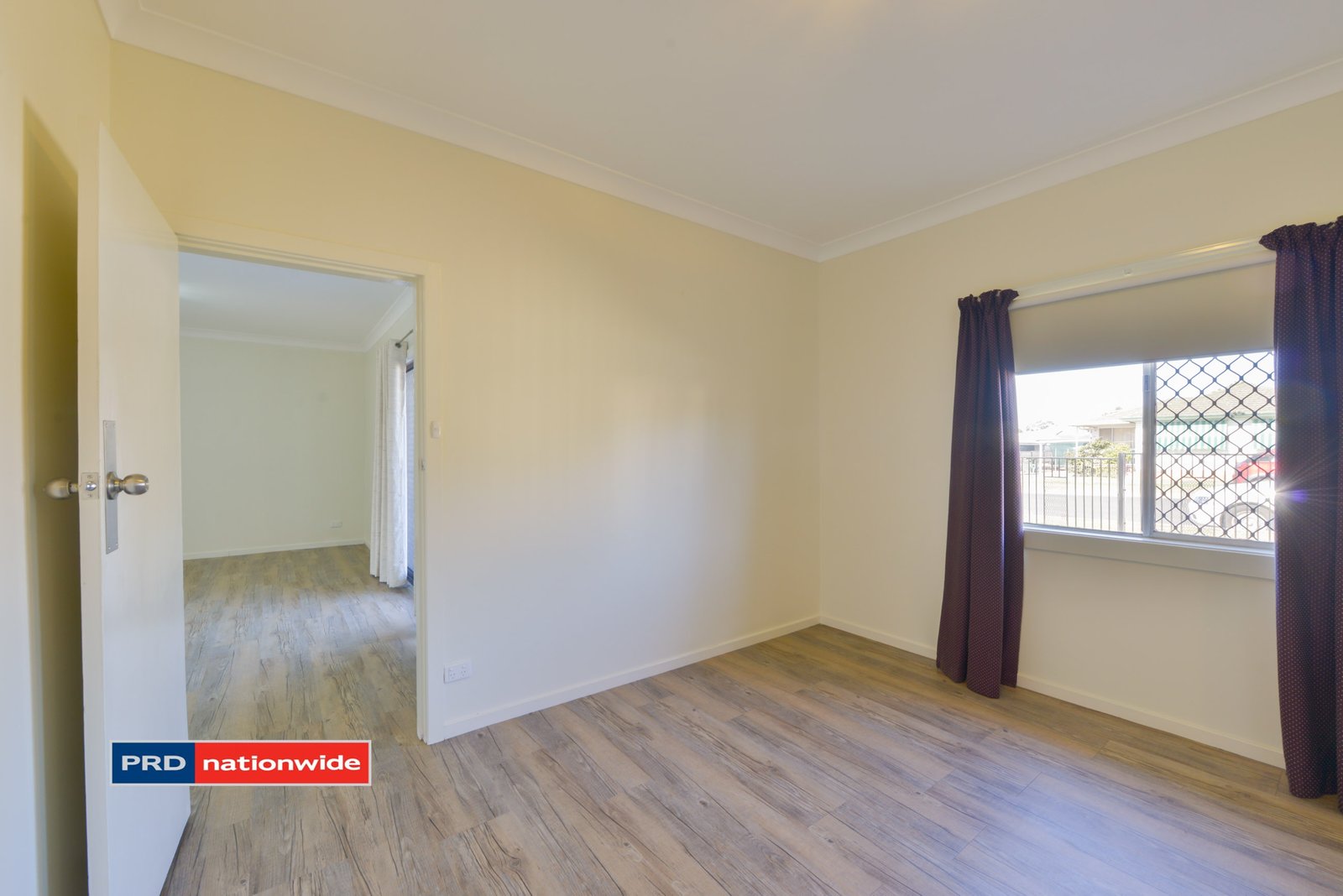 12 Preston Avenue TAMWORTH 10