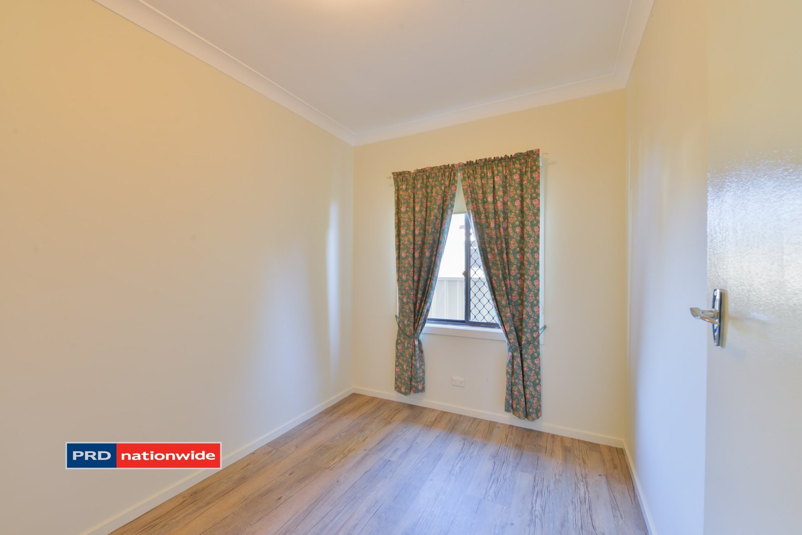 12 Preston Avenue TAMWORTH 12