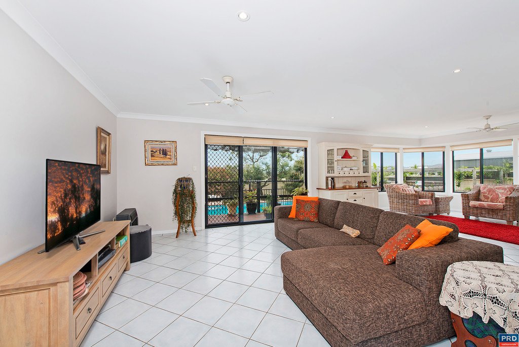 12 Prince of Wales Drive DUNBOGAN 4