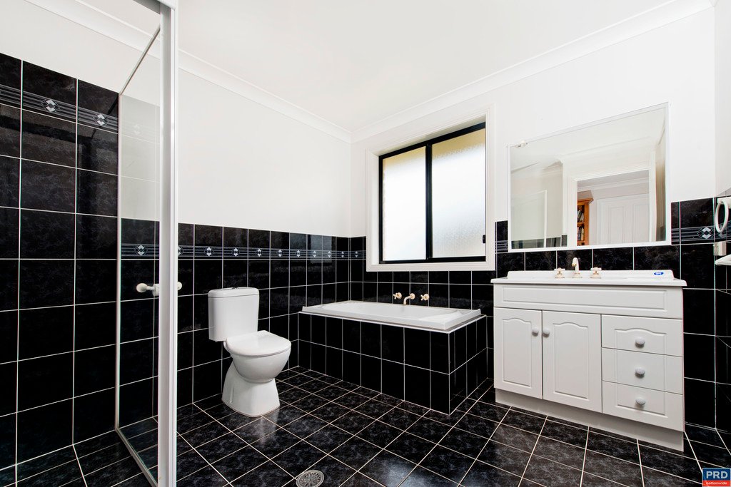 12 Prince of Wales Drive DUNBOGAN 9