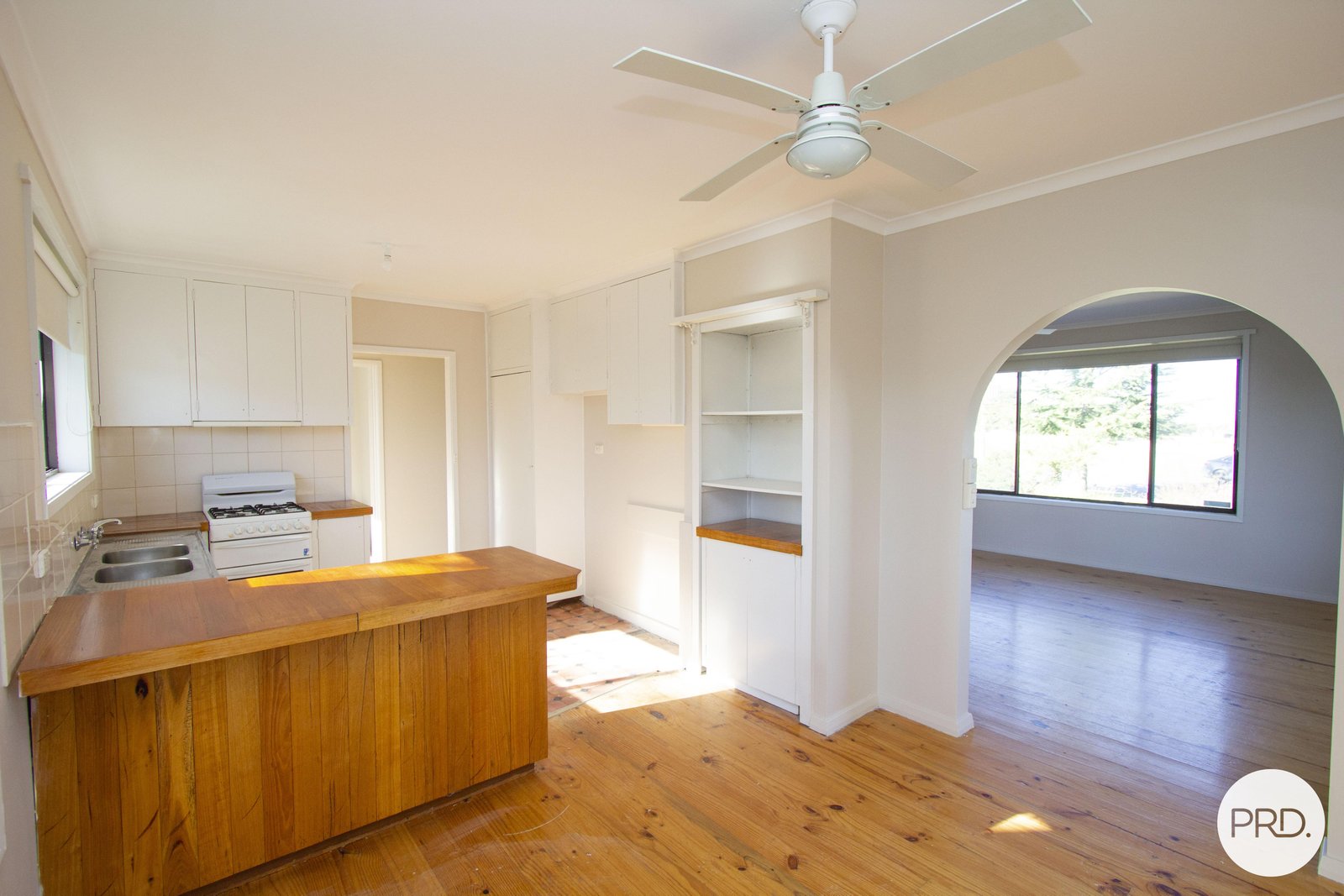 12 Prince Street SEBASTOPOL 6