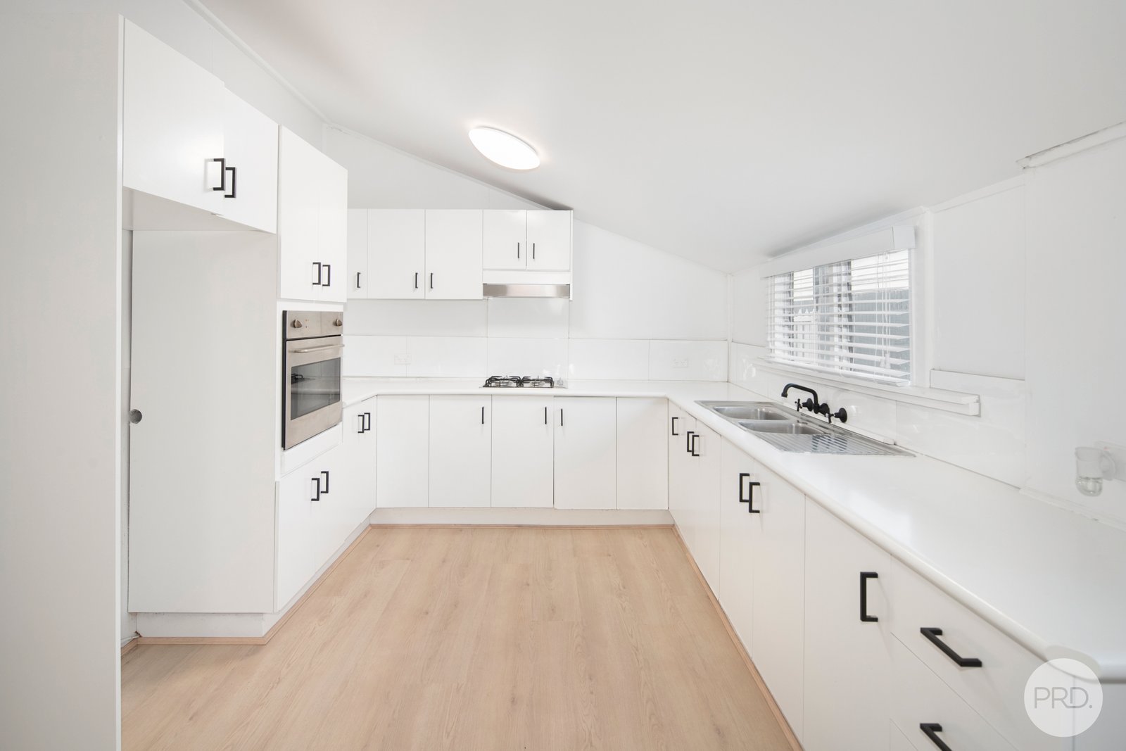 12 Princes Street North BALLARAT EAST 11