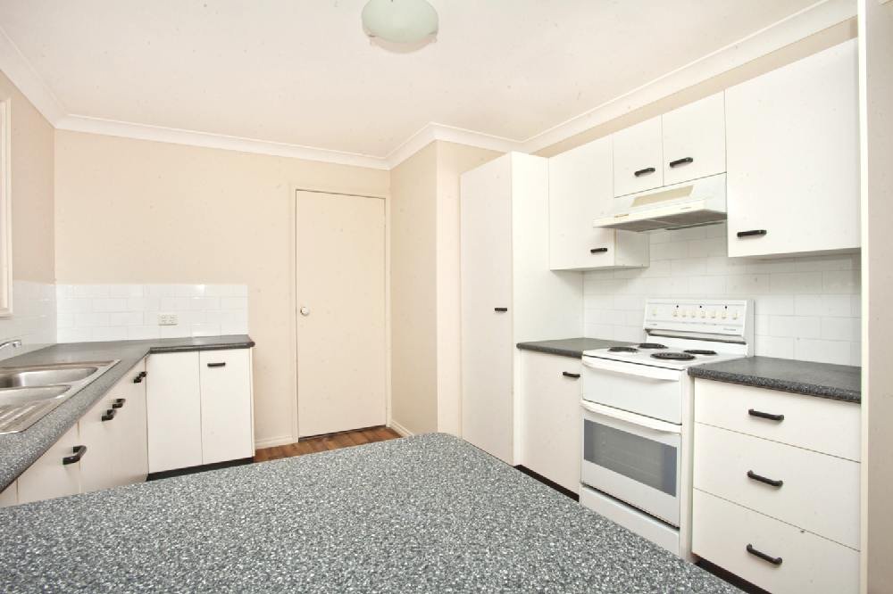 1/2 Proserpine Close ASHTONFIELD 2