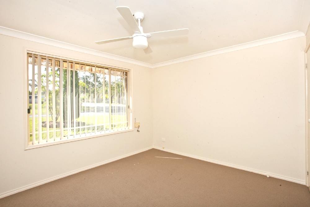 1/2 Proserpine Close ASHTONFIELD 6