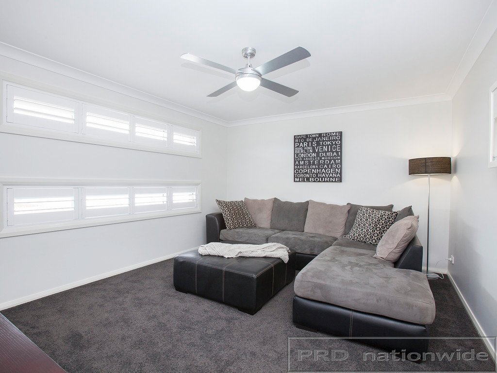 12 Pyrus Avenue BRANXTON 3