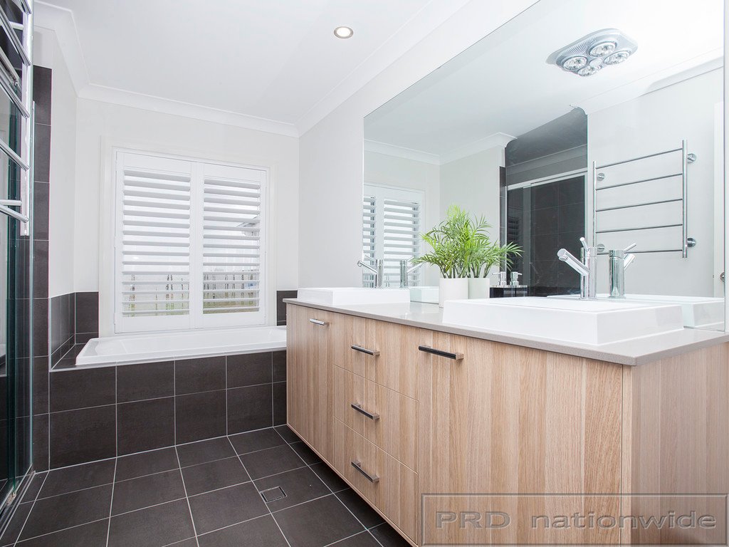 12 Pyrus Avenue BRANXTON 13