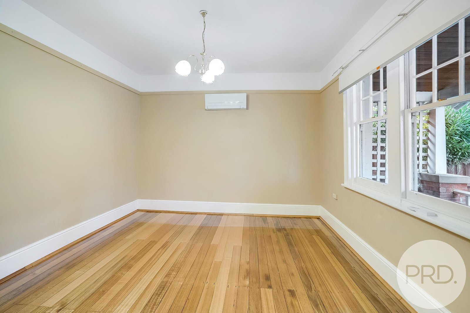 12 Quayle Street SANDY BAY 5