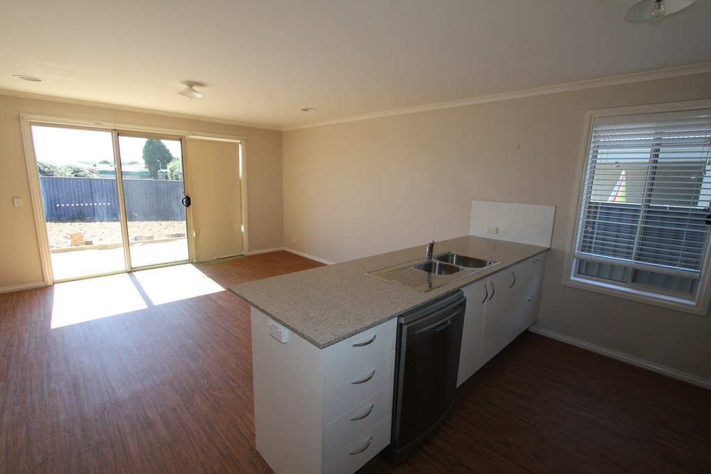 12 Rachel Court SEBASTOPOL 3