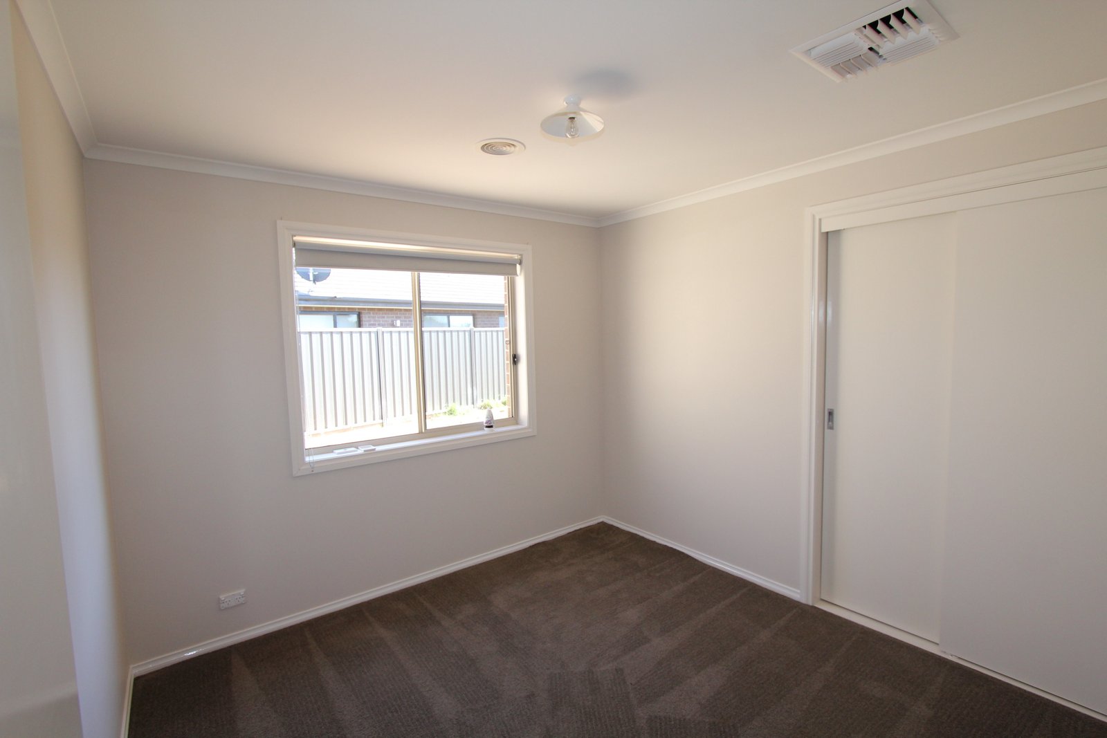 12 Rachel Court SEBASTOPOL 7