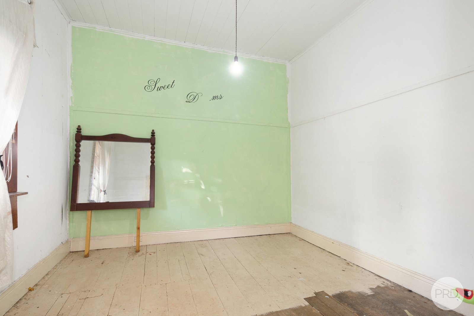 12 Raglan Street CRESWICK 9