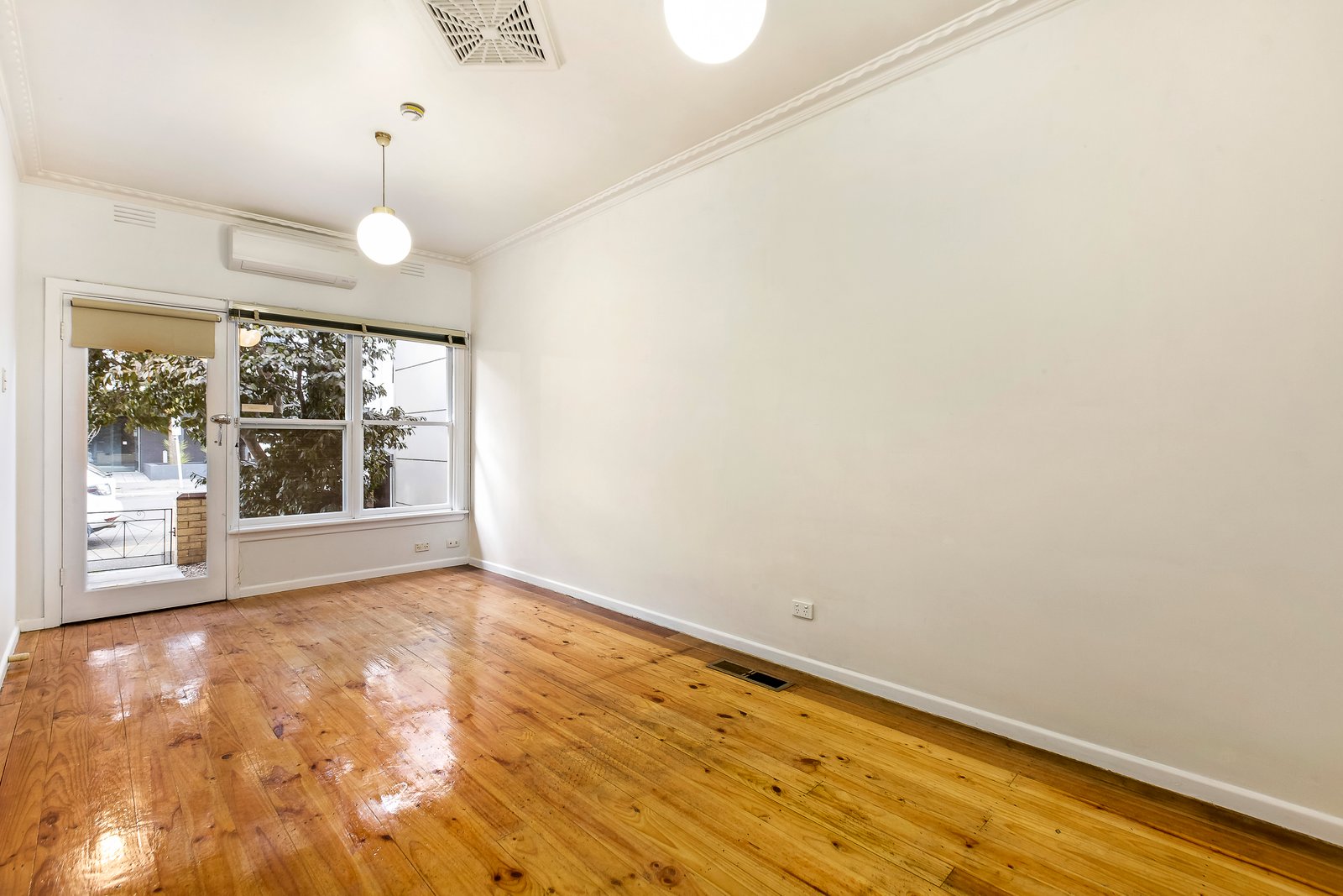 Gallery: 12 Raglan Street