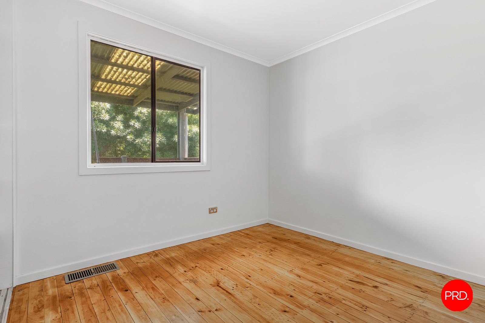 12 Railway Terrace KANGAROO FLAT 9