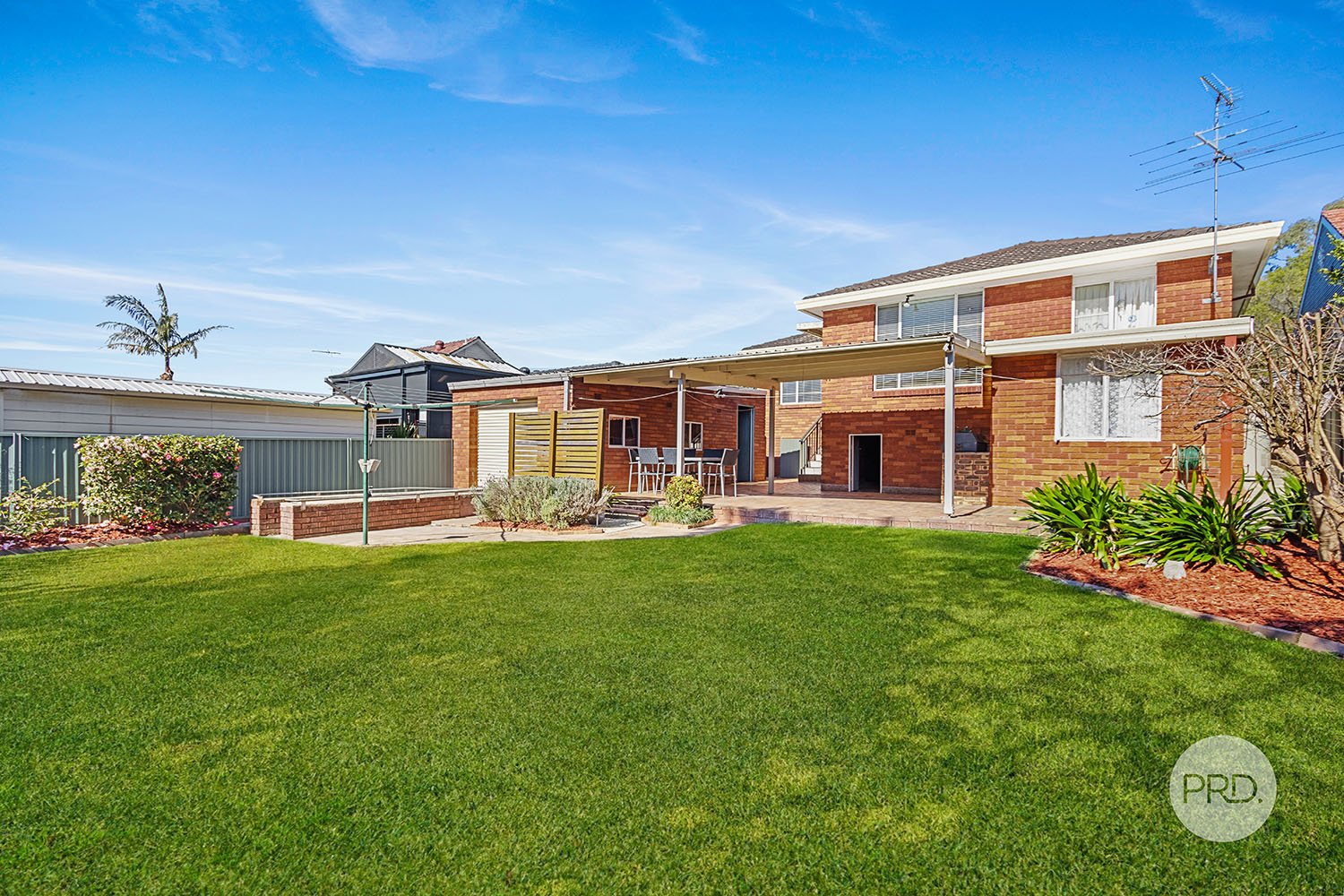 12 Rainbow Parade PEAKHURST HEIGHTS 8