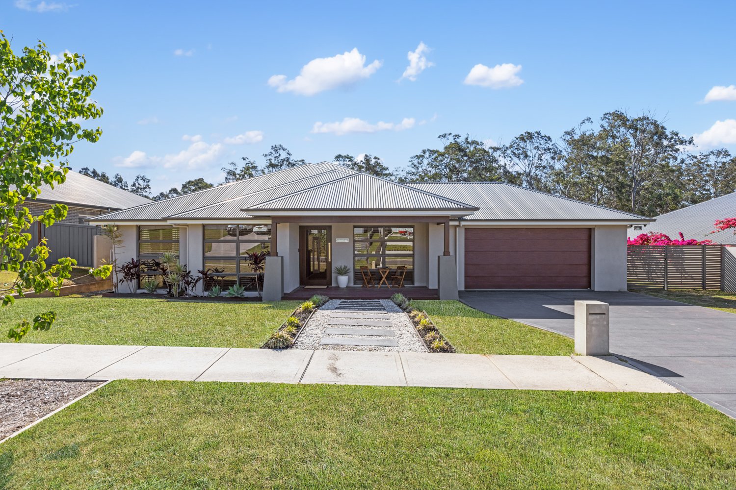 12 Rampling Avenue NORTH ROTHBURY 33