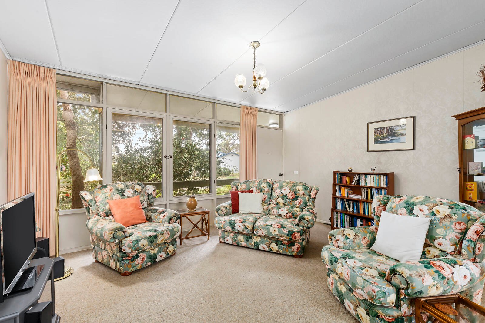 Real Estate and Property in 12 Raven Close, Ocean Grove, VIC